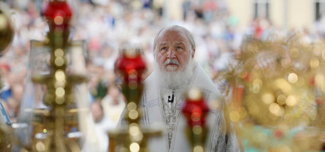 Святейший Патриарх Кирилл выступил с обращением к соотечественникам